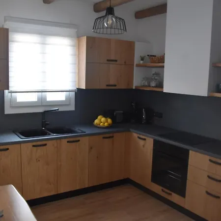 Nelleas * آداماس