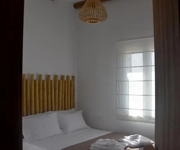 Villa Nelleas Adamantas (Milos)