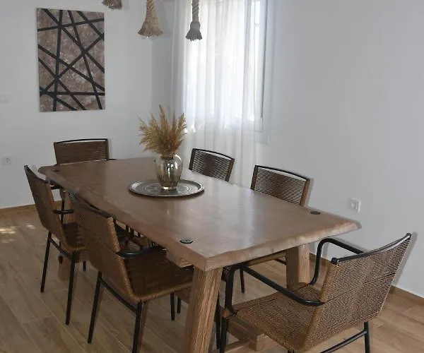 Nelleas Villa Adamantas (Milos)