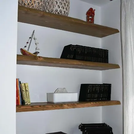 Nelleas Villa Adamantas (Milos)